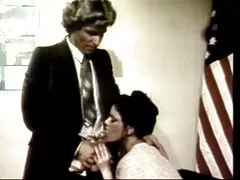 سناتور وزیر می کند.