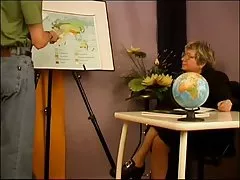 روسی معلم بالغ fucks جوان دانشجویی