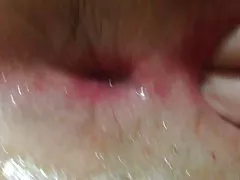 تشکر مودار آماتور نوجوان closeup انگشت ریخته گری