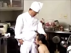 آشپز رستوران چینی داغ milf پیشخدمت fucks