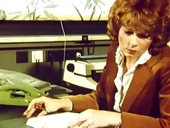 دبيرخانه شورت تعجب