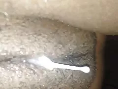 هنگامی که دارم او cums در من...