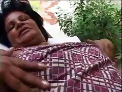 54 سال قدیمی سیاه و سفید مادر ونسا دوست دارد به مکیدن و فاک بی بی سی