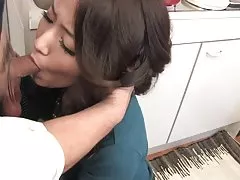 سبزه با یقه می شود clit او طعنه با اسباب بازی