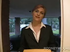 بیدمشک مودار تسویه حساب مالی با رادنی مور