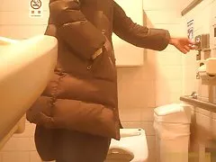 مادر بالغ اتاق استراحت عمومی