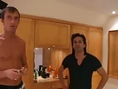 دختر مودار 437