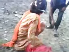 Gf هندی سکسی فاک سخت با bf او در خارج از منزل است